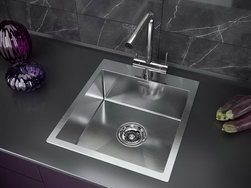 СПОКОЙСТВИЕ В КАЖДОЙ ЛИНИИ