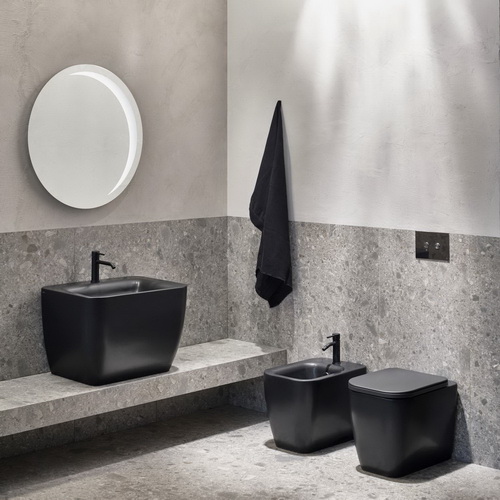 ЭЛЕГАНТНОСТЬ, ПОСТРОЕННАЯ НА БАЛАНСЕ