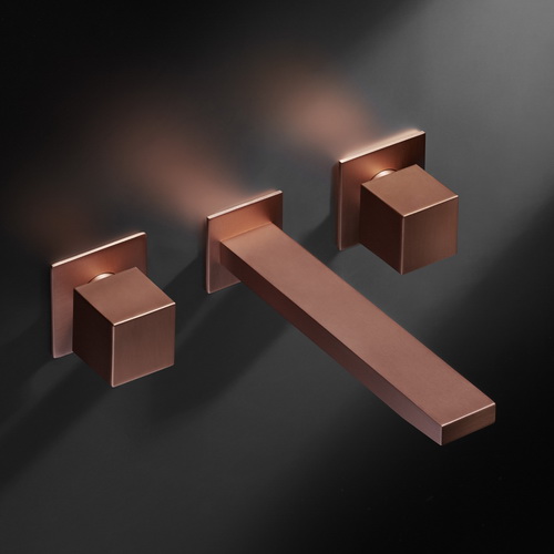 ЭСТЕТИКА ВЗВЕШЕННЫХ РЕШЕНИЙ