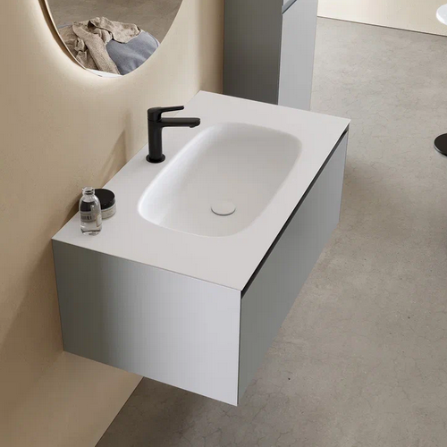 ИЗЯЩЕСТВО В КАЖДОЙ ЛИНИИ