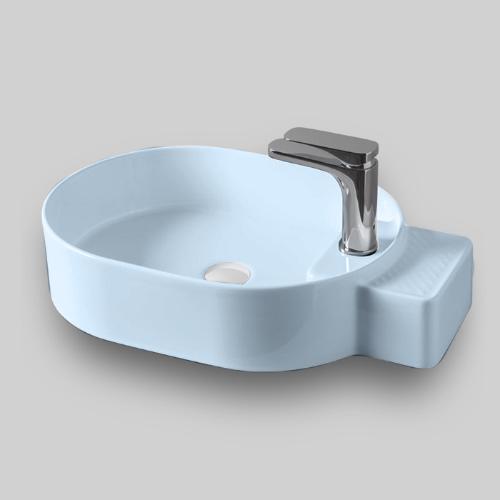 МНОГООБРАЗИЕ ЦВЕТОВ И УНИВЕРСАЛЬНЫЙ ДИЗАЙН