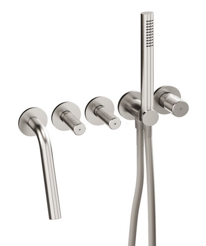 ЭСТЕТИКА ВЗВЕШЕННЫХ РЕШЕНИЙ