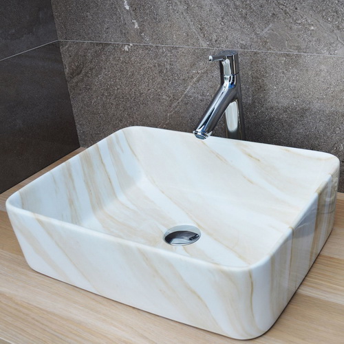 ЭСТЕТИКА ДЕЛИКАТНОЙ ГРАЦИИ