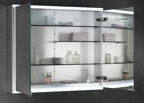 ПРОИЗВЕДЕНИЕ ИСКУССТВА В СТЕНЕ