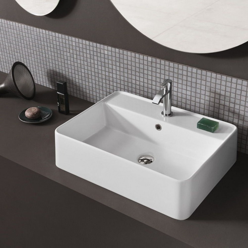 ЭЛЕГАНТНАЯ ПРАКТИЧНОСТЬ БЕЗ ЛИШНИХ ДЕТАЛЕЙ