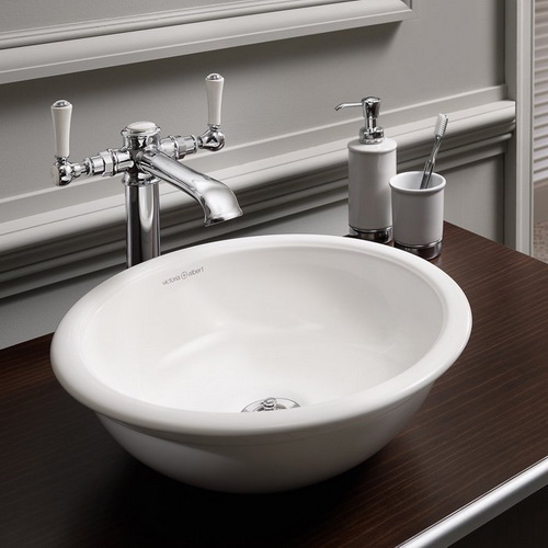 СТИЛЬ, ПРОВЕРЕННЫЙ ВРЕМЕНЕМ