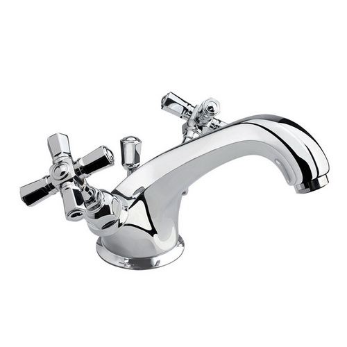 ЧЕТКАЯ ГЕОМЕТРИЯ В СОЧЕТАНИИ С ПЛАВНЫМИ ЛИНИЯМИ