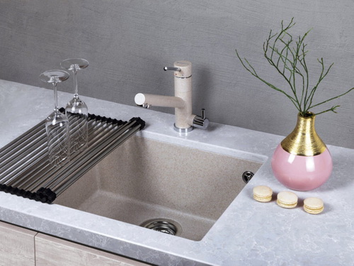 ЭЛЕГАНТНОСТЬ, ЛИШЁННАЯ СУЕТЫ