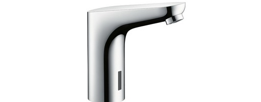 hansgrohe Focus возле раковины и биде