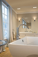 Grohe Grandera Смеситель для ванны напольный, с ручным душем и шлангом, цвет: хром 23318000