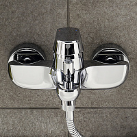 Смеситель Grohe Eurosmart Cosmopolitan  для ванны с душем 32831000