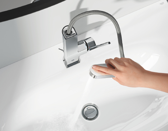 Grohe Plus Смеситель для раковины высокий, с д/к, высота излива 23,1 см, цвет: хром 23844003