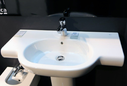 Раковина Roca Meridian  70 см 327240000