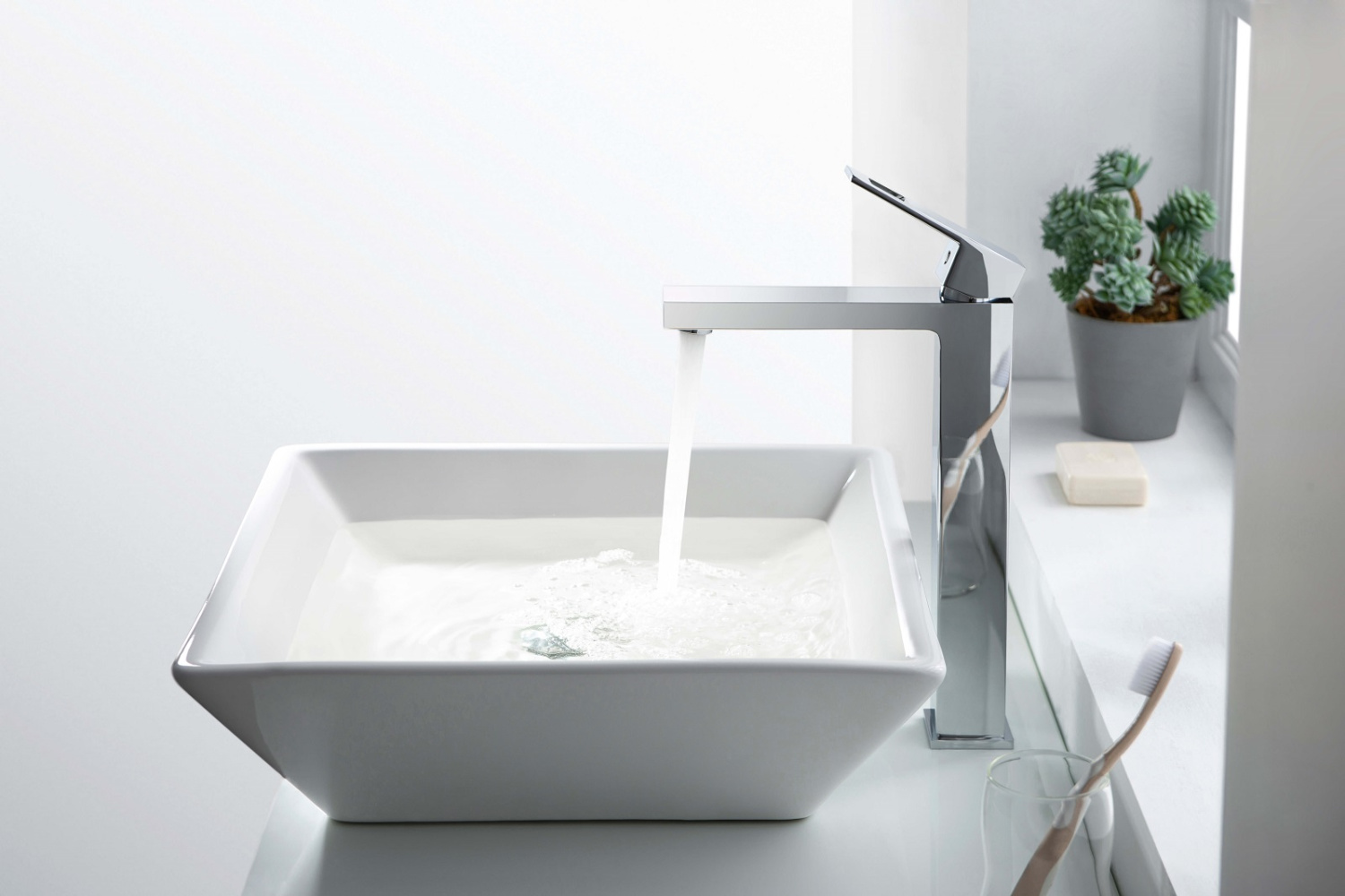 Timo Briana Смеситель для раковины однорычажный, цвет хром 7111/00F