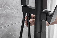 Allen Brau Infinity Смеситель для ванны с душем, цвет: черный матовый 5.21009-31
