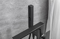 Allen Brau Infinity Смеситель для ванны с душем, цвет: черный матовый 5.21009-31