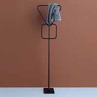 Bertocci Moon Стойка-полотенцедержатель 104 см, напольная, цвет: черный матовый 147 0364 0800