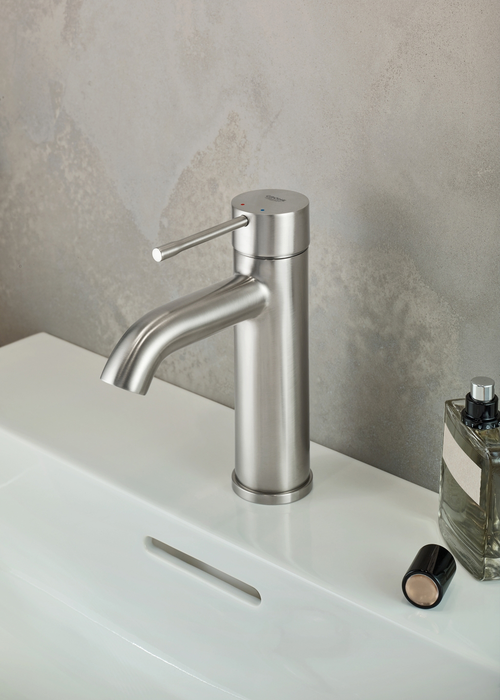 Grohe Essence New Смеситель для раковины, с д/к, цвет: никель глянец 23589BE1