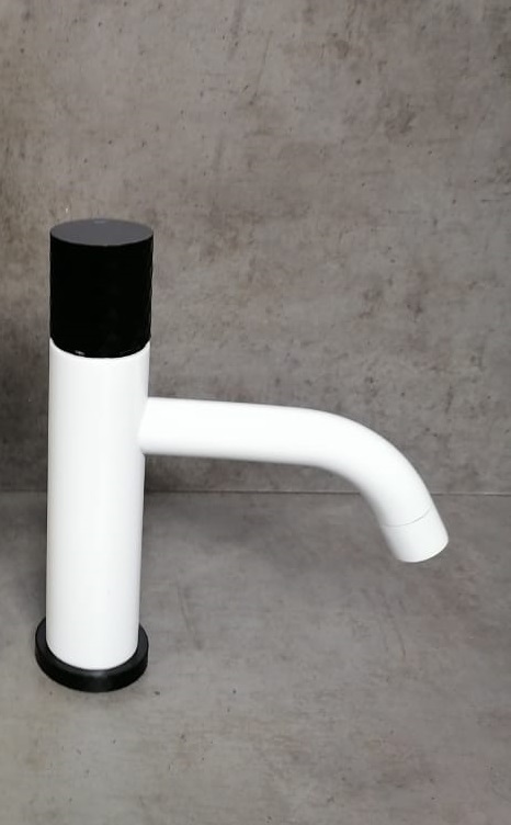 Boheme Stick Diamond Смеситель для раковины длина излива 13,5 см, без д/к, цвет: white/black 121-WB