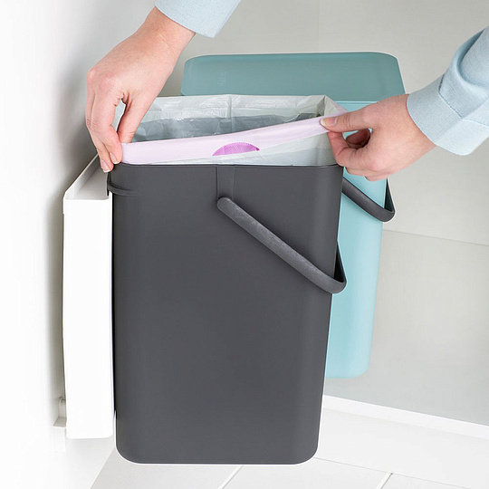 Brabantia Sort&Go Мусорное ведро с крышкой, пластик 2x12л, цвет: мятный и серый 109980