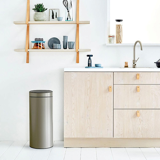Brabantia Touch Bin New Мусорное ведро нажимн., нержавеющая сталь на 30л, цвет: платиновый 115363