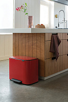 Brabantia Pedal Bin Bo Мусорное ведро с педалью, нержавеющая сталь на 36л, цвет: пламенно-красный 121401