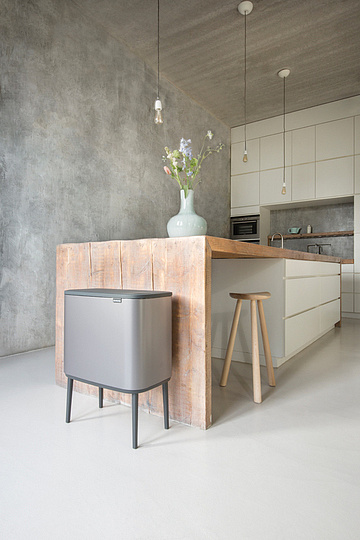 Brabantia Touch Bin Bo Мусорное ведро нажимн., нержавеющая сталь на 33л, цвет: платиновый 316043