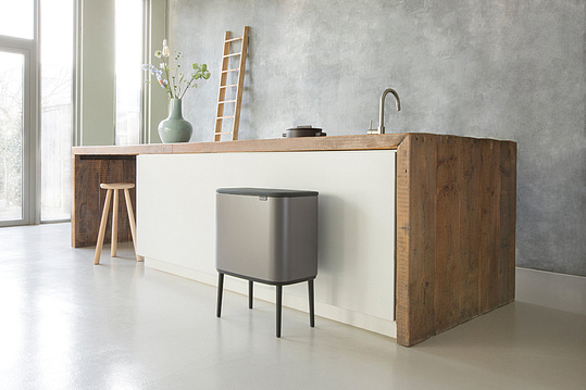 Brabantia Touch Bin Bo Мусорное ведро нажимн., нержавеющая сталь на 33л, цвет: платиновый 316043