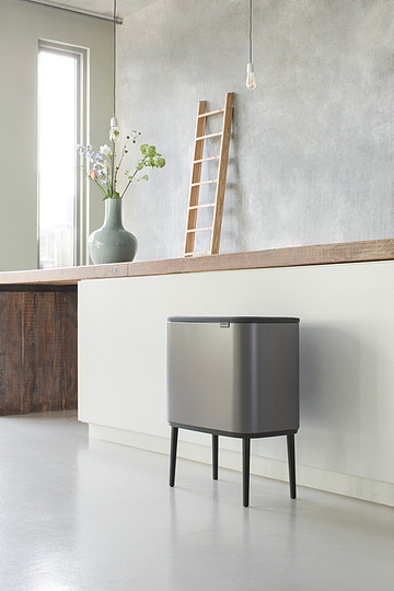 Brabantia Touch Bin Bo Мусорное ведро нажимн., нержавеющая сталь на 33л, цвет: платиновый 316043