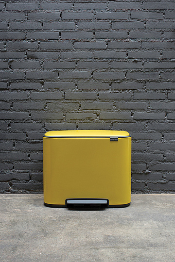 Brabantia Pedal Bin Bo Мусорное ведро с педалью, нержавеющая сталь на 36л, цвет: желтая маргаритка 121425