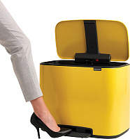 Brabantia Pedal Bin Bo Мусорное ведро с педалью, нержавеющая сталь на 36л, цвет: желтая маргаритка 121425