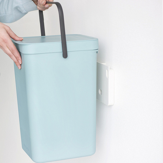 Brabantia Sort&Go Мусорное ведро с крышкой, пластик на 16л, цвет: мятный 109843
