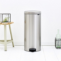 Brabantia NewIcon Мусорное ведро с педалью, нержавеющая сталь на 30л, цвет: стальной матовый 111822