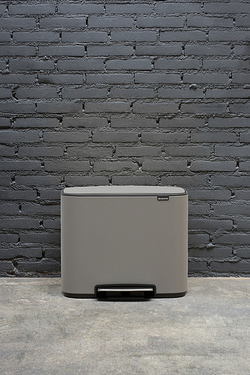 Brabantia Pedal Bin Bo Мусорное ведро с педалью, нержавеющая сталь на 34л, цвет: минерально-серый 121562