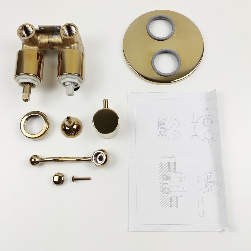 Paini Duomo Смеситель для ванны встраив. с переключ. потоков, без изл., встраив. часть, цвет: золото 88OP6911