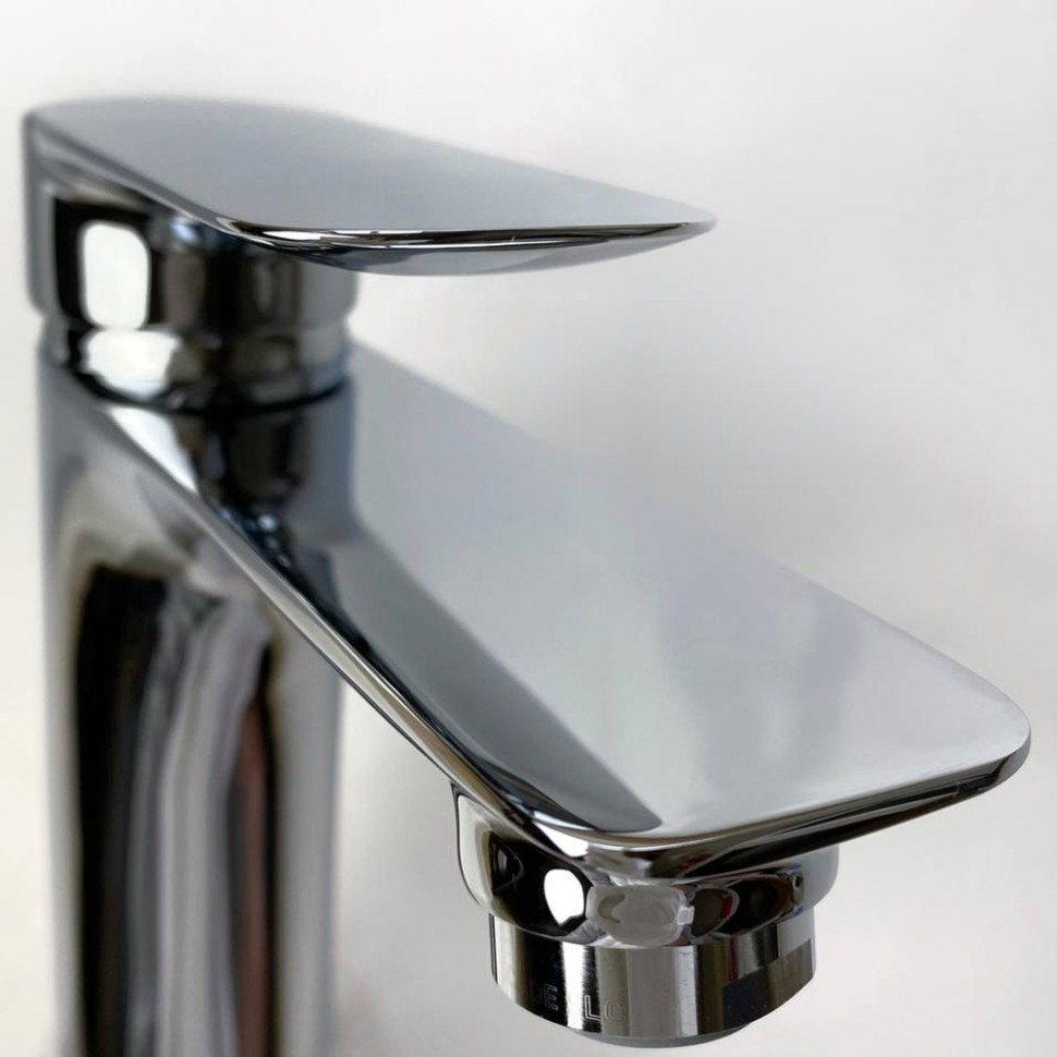 Paini Garda Смеситель для раковины, с донным клапаном, высота излива 8,8 см, цвет: хром 76CR211