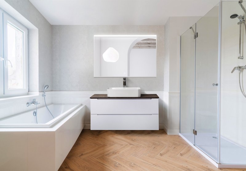 BelBagno Зеркало 120x80h см, с подсветкой и выключателем, цвет: хром глянцевый Spc-Uno-1200-800-Tch