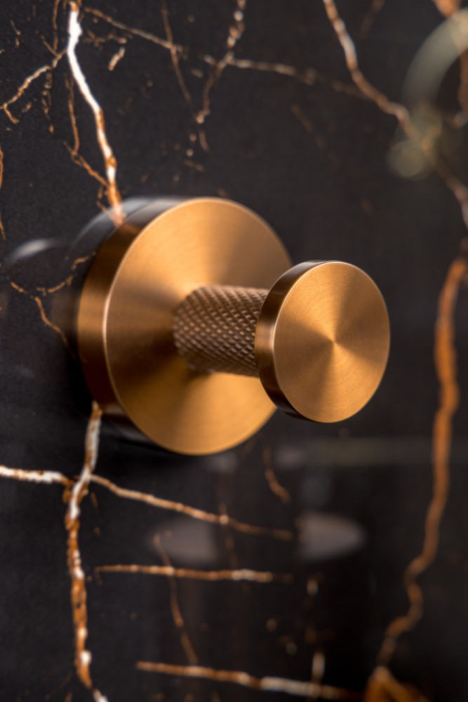 Boheme Uno Крючок для полотенца, подвесной, цвет: brushed bronze 10976-BRB