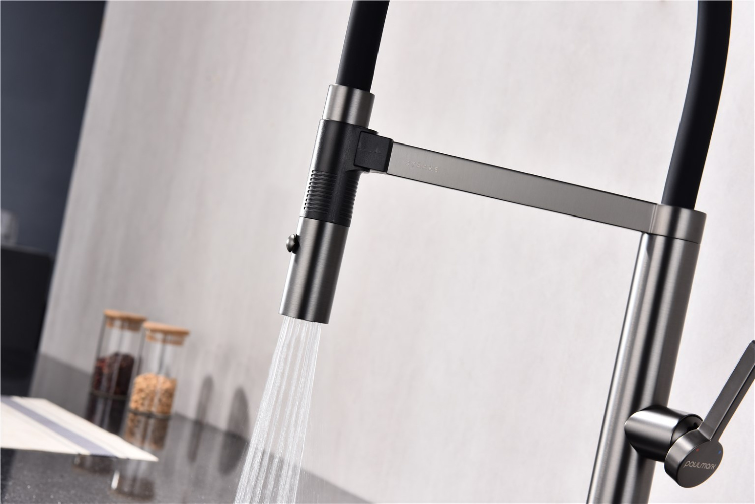 Paulmark Leader Смеситель для кухни с гибким изливом, цвет: вороненая сталь Le214101-GM