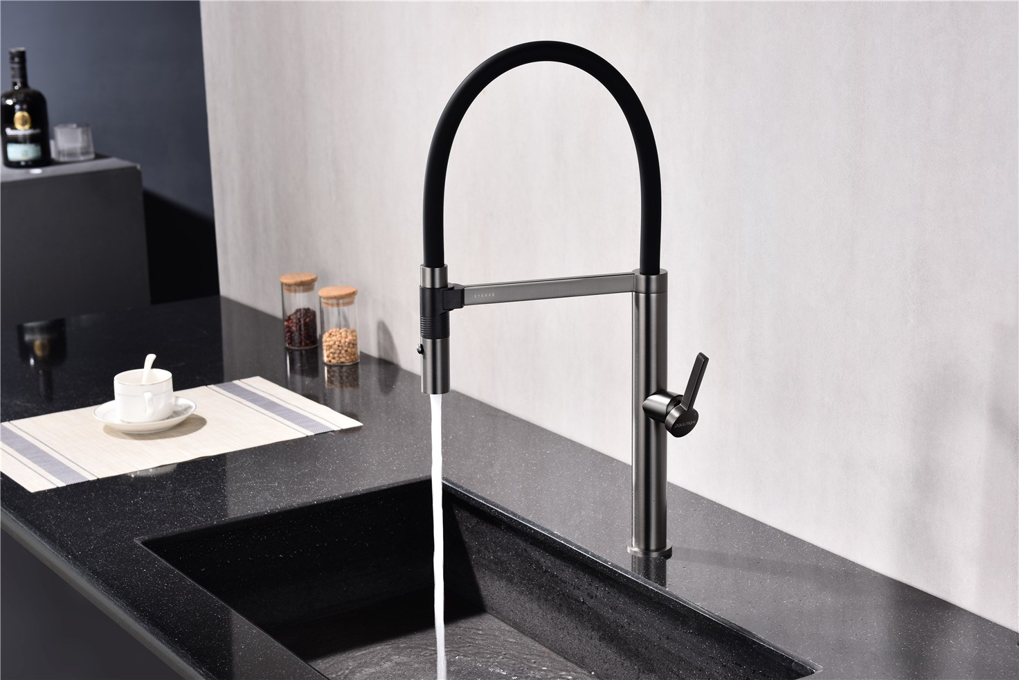 Paulmark Leader Смеситель для кухни с гибким изливом, цвет: вороненая сталь Le214101-GM