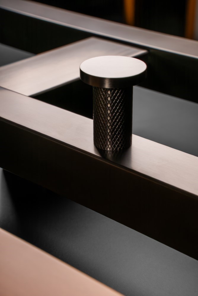 Boheme Duo Полотенцесушитель электрический 17х120h см, цвет: gun metall 728-GM